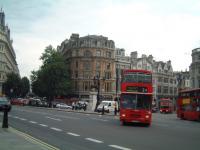 De typische rode dubbeldekkers in Londen.